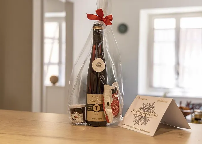 Les Du Retable Apartment