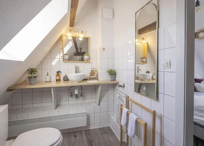 Les Du Retable Apartment